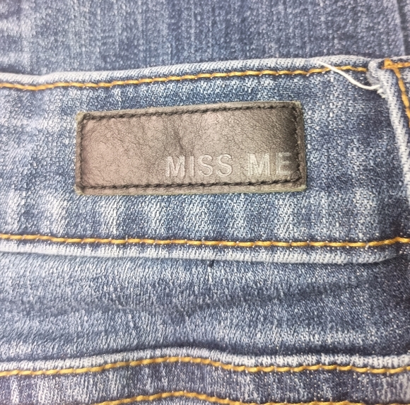MISS ME Designer Dark blue Wash stretchy jeans with fringe(#1,187) - Picture 5 of 6